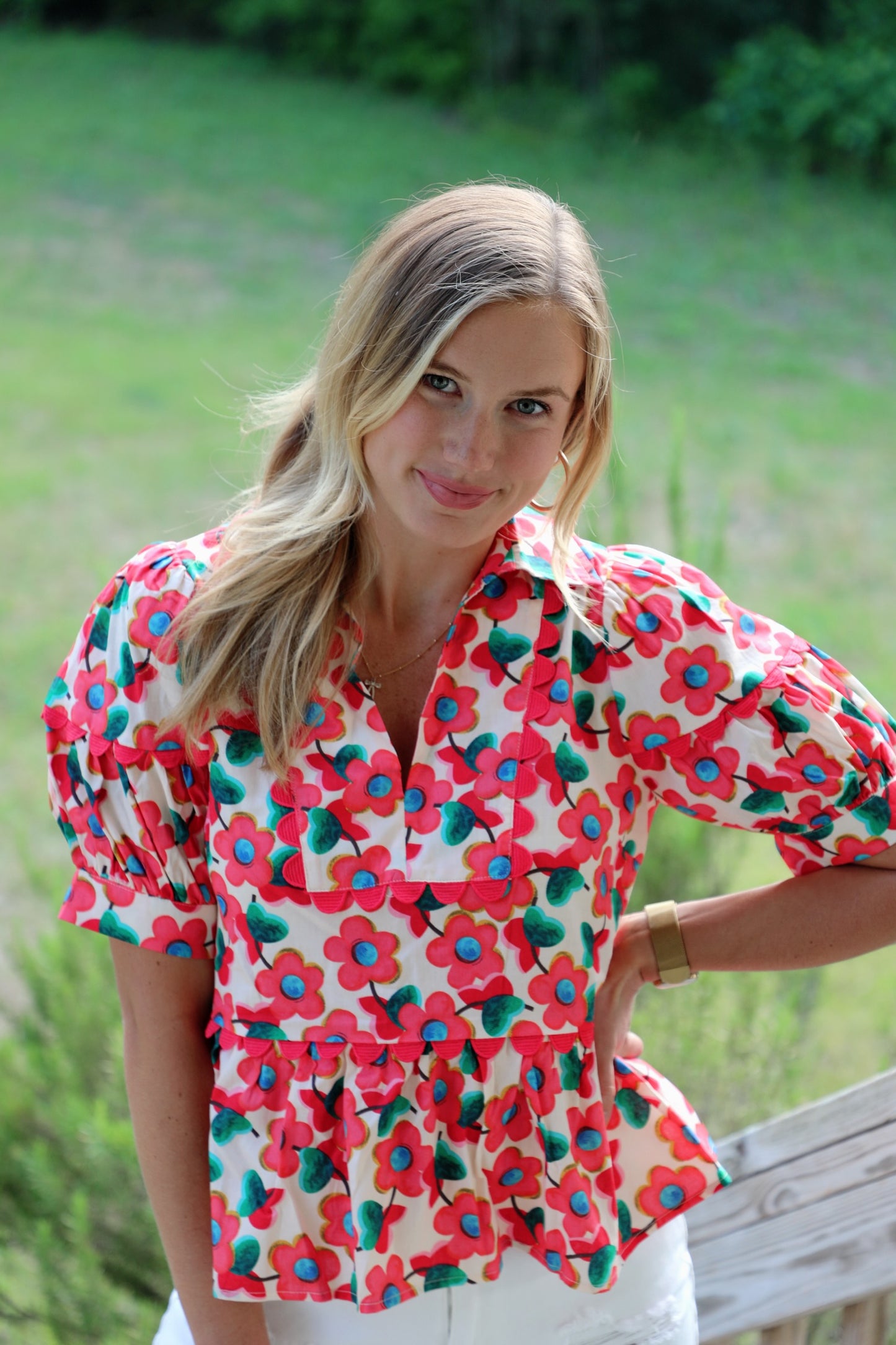 Retro Puff-Sleeve Petal Top