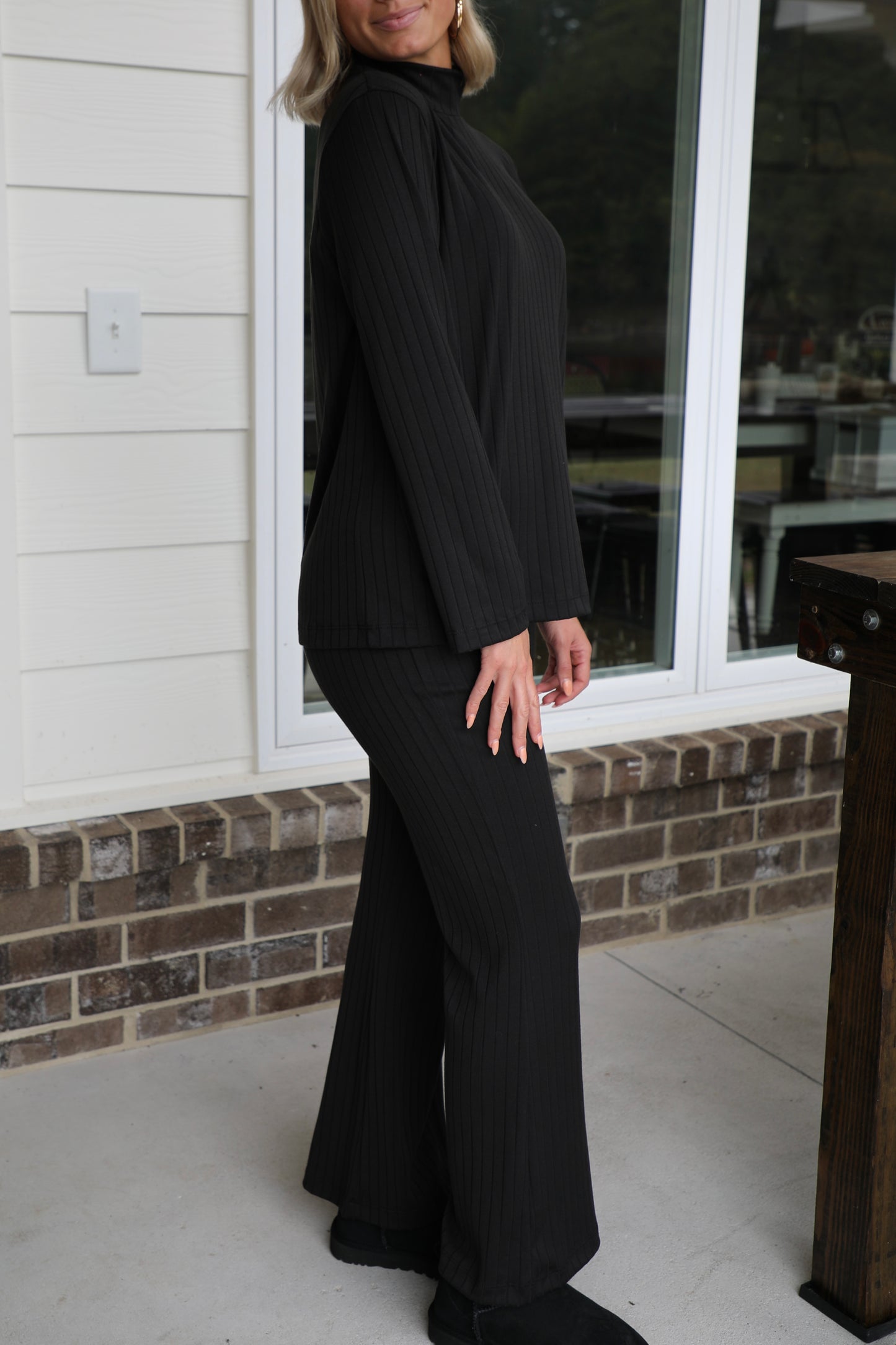 Black Ribbed Lounge Set