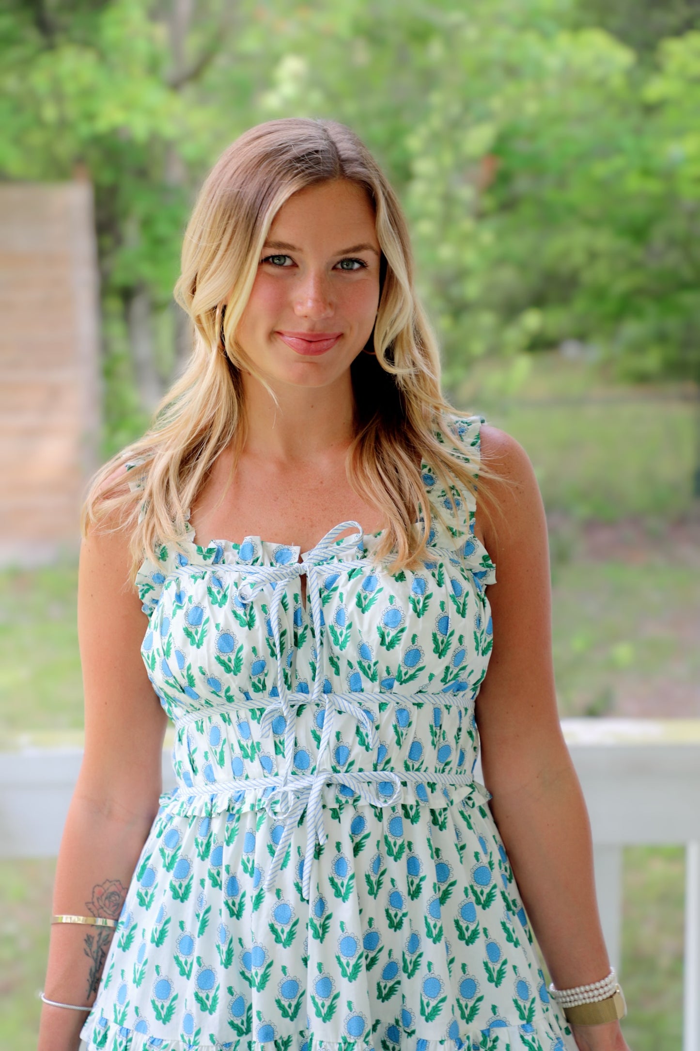 Sleeveless Smocked Floral Print Midi Dress