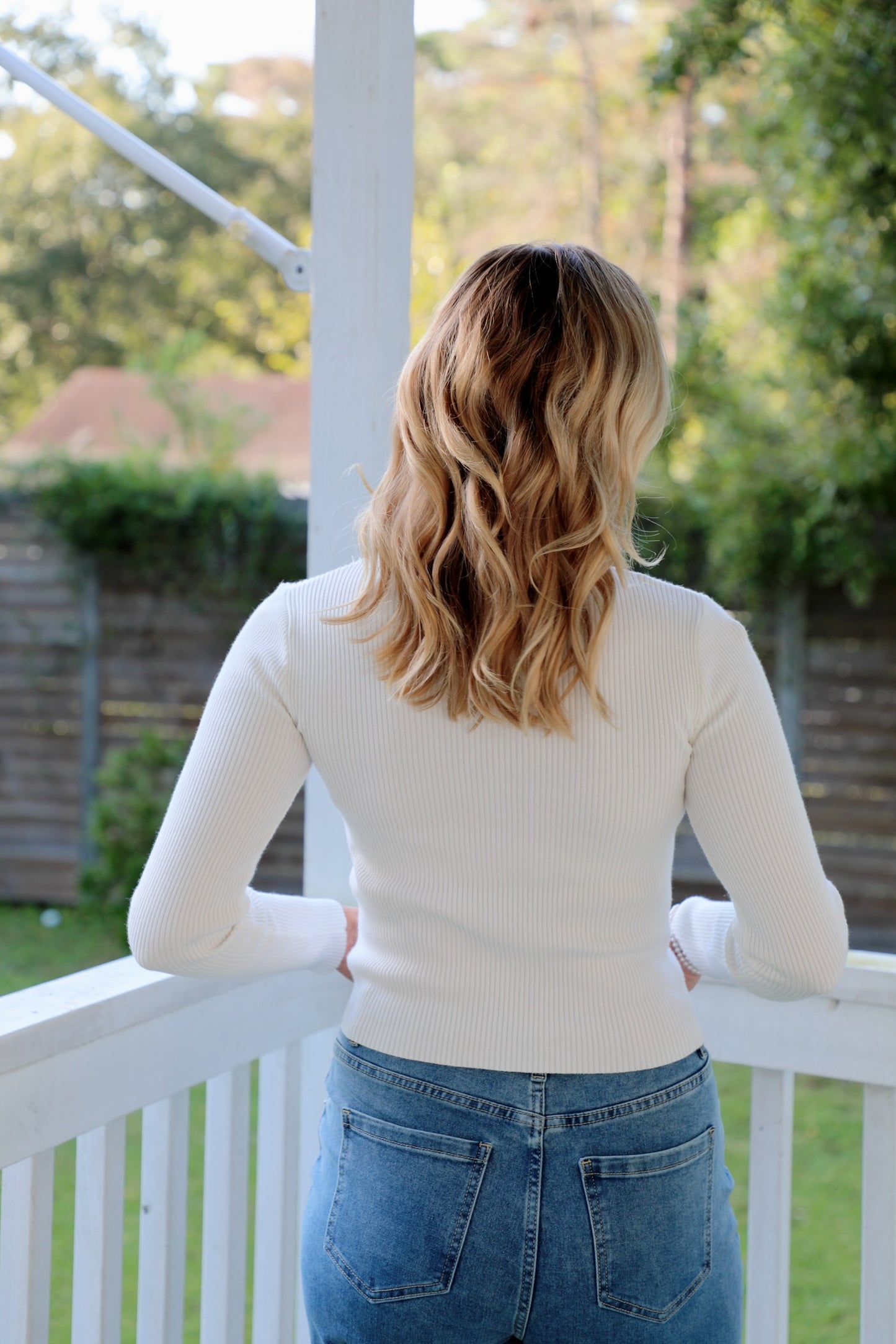 Solid Ribbed Crew Neck Long Sleeve
Sweater