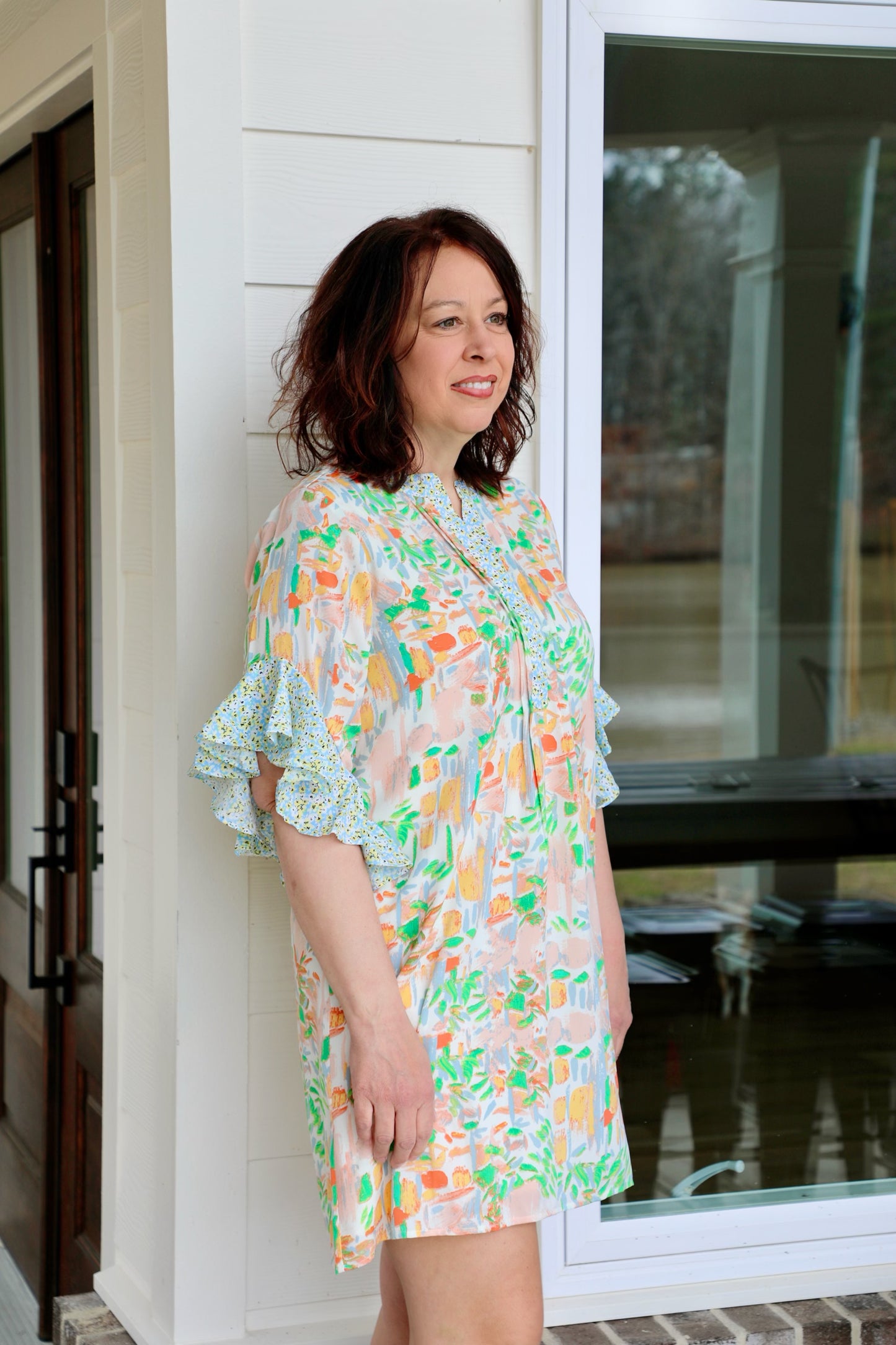 Ruffle Sleeve and Notched Neck Shift Dress