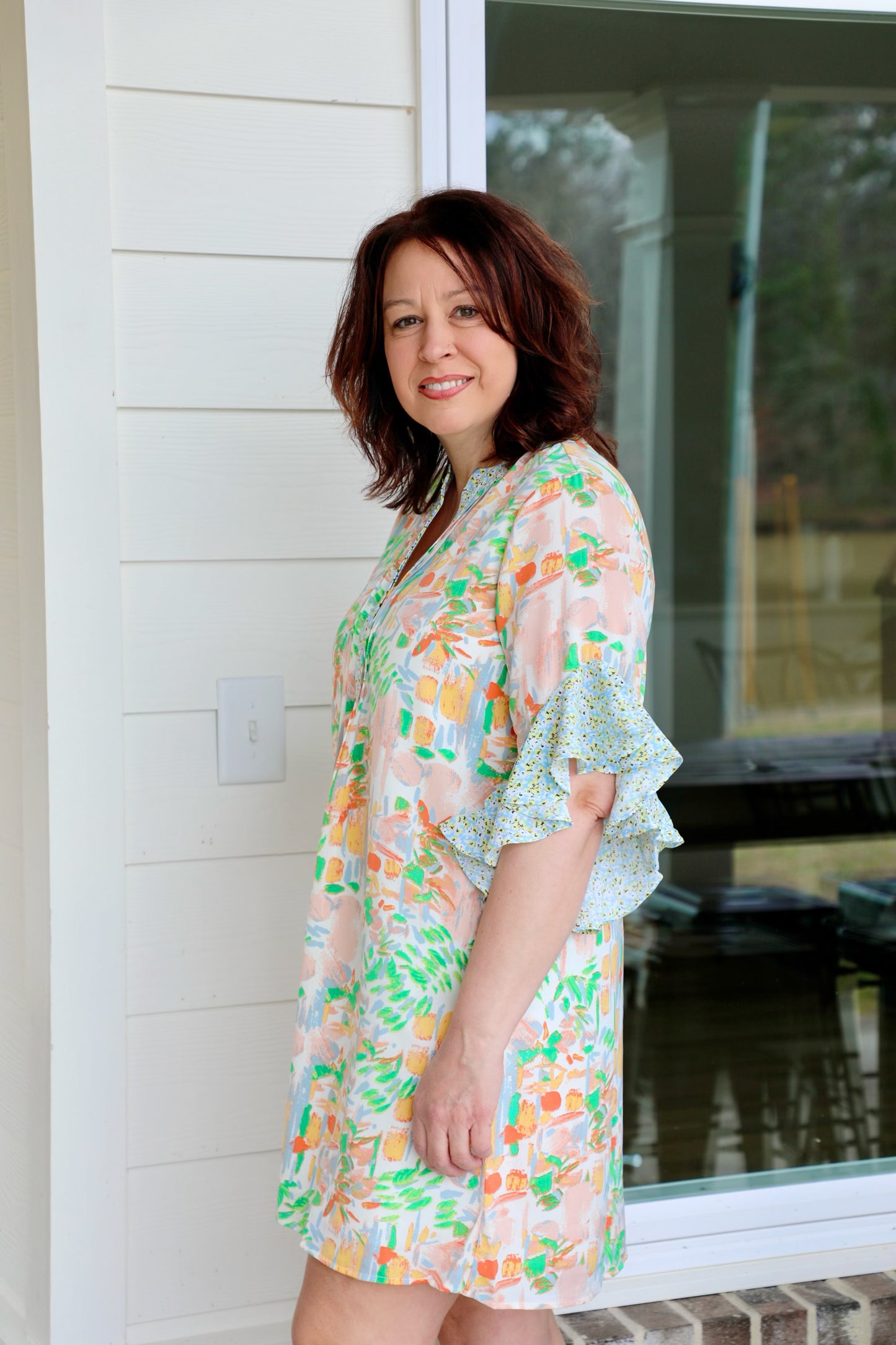 Ruffle Sleeve and Notched Neck Shift Dress