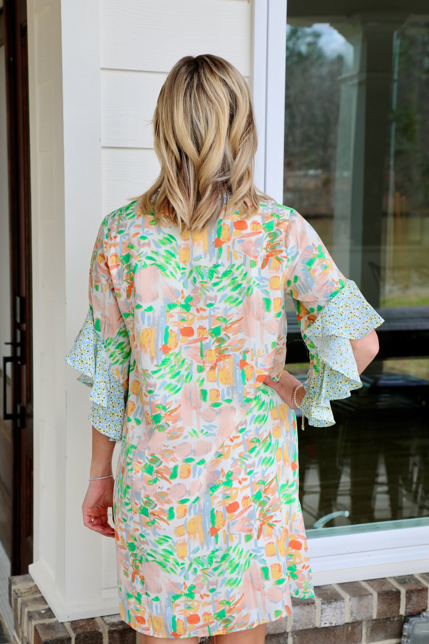 Ruffle Sleeve and Notched Neck Shift Dress