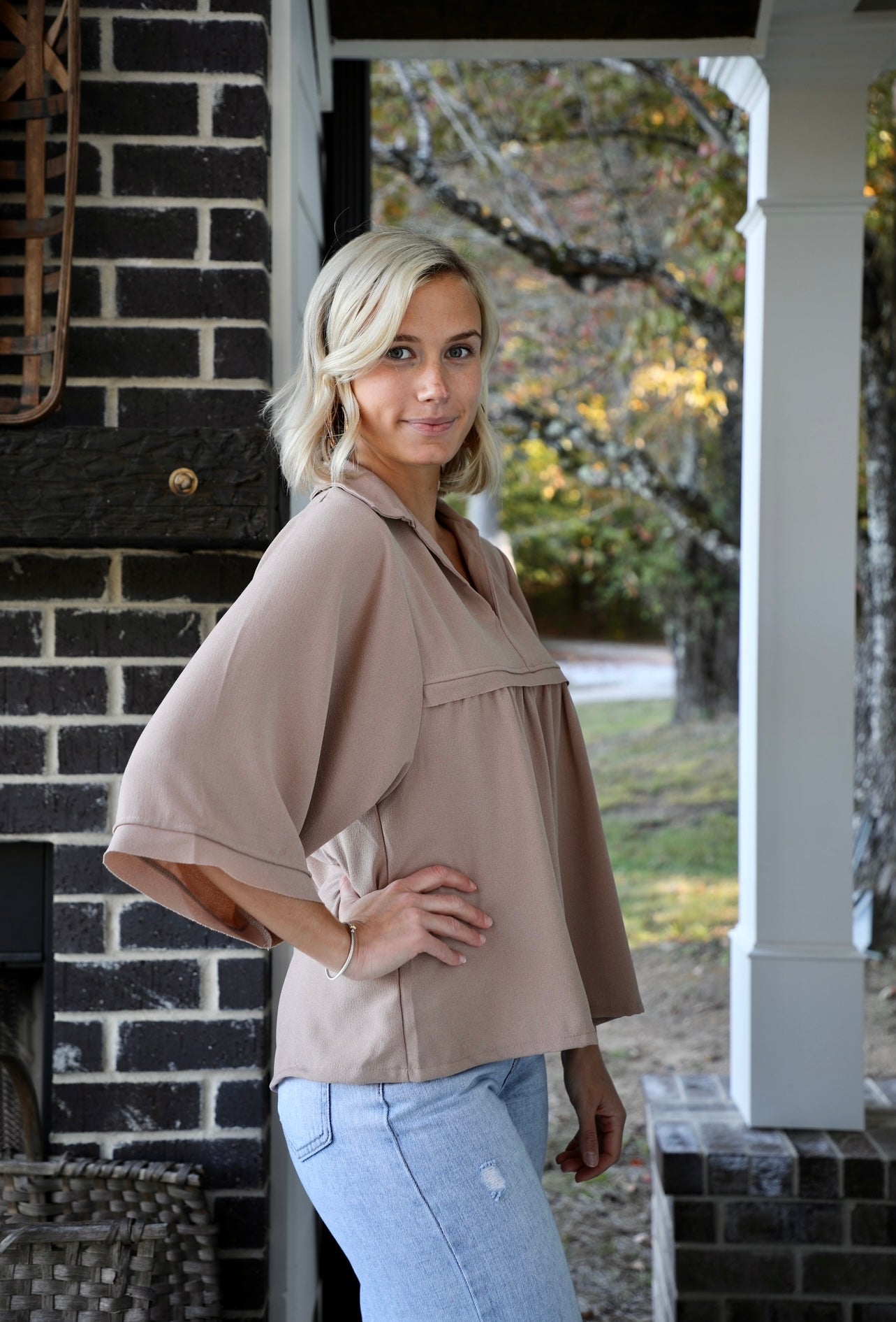 Airflow Balloon Half Sleeve Blouse