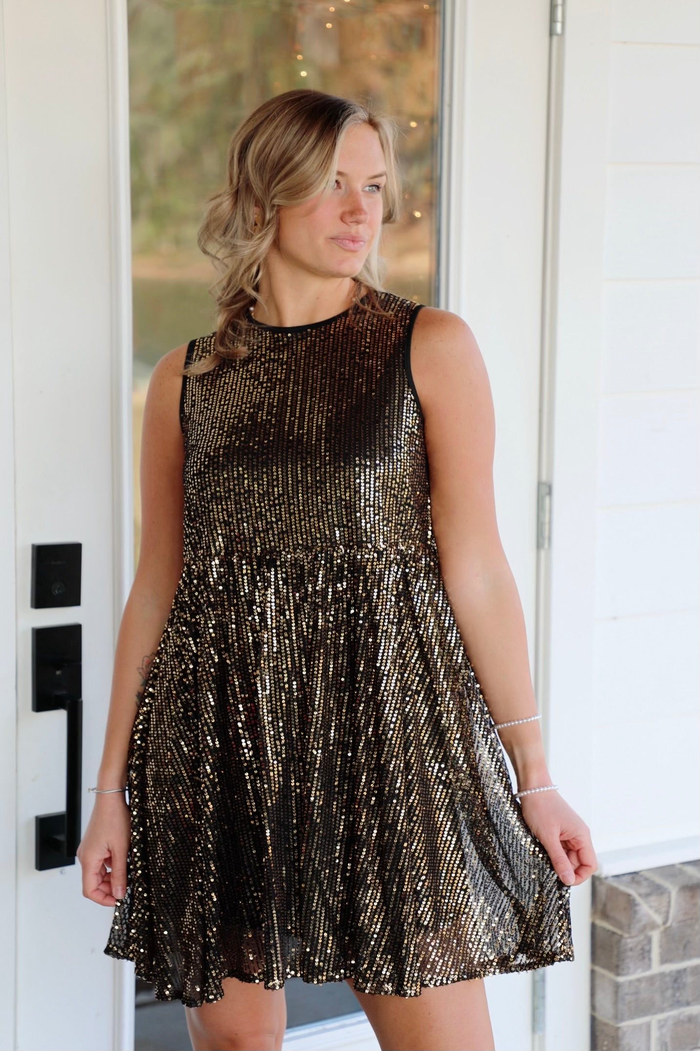 Sleeveless Sequin Flounce Dress