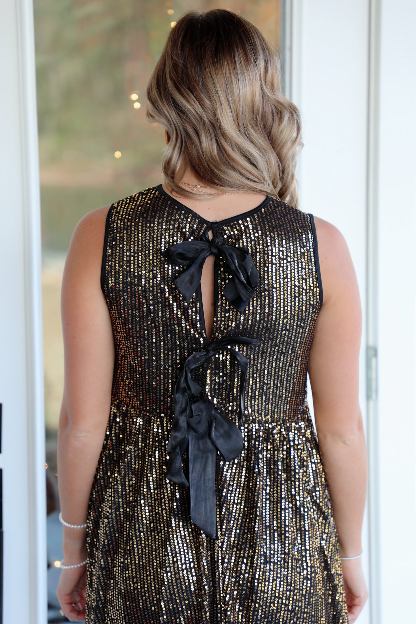 Sleeveless Sequin Flounce Dress