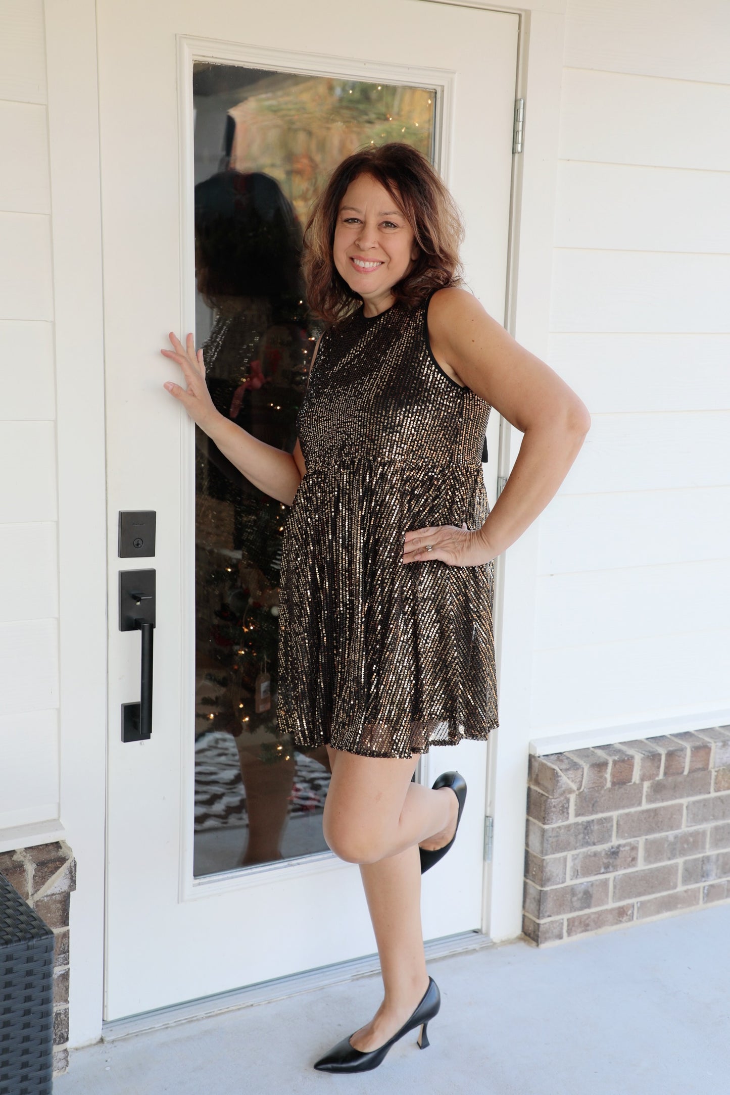 Sleeveless Sequin Flounce Dress