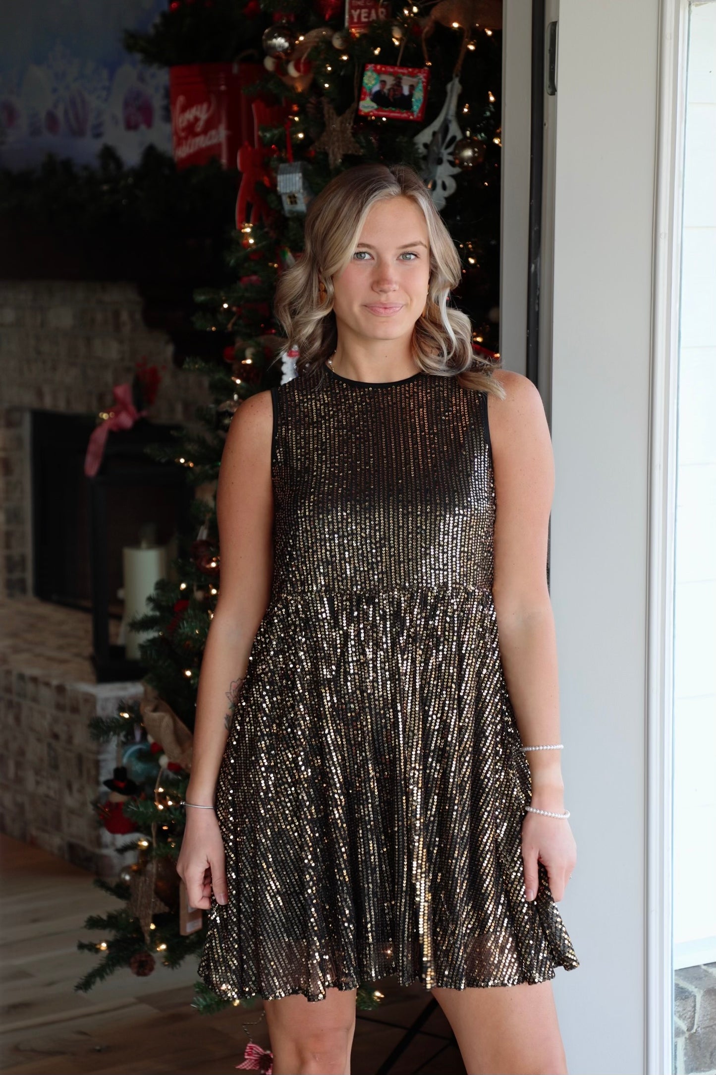 Sleeveless Sequin Flounce Dress