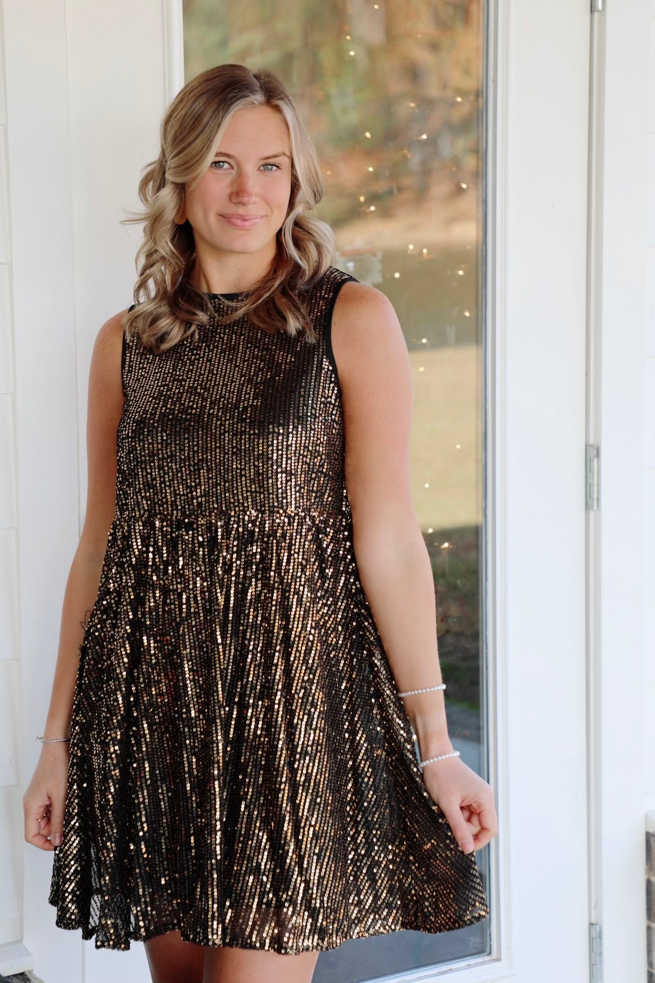 Sleeveless Sequin Flounce Dress