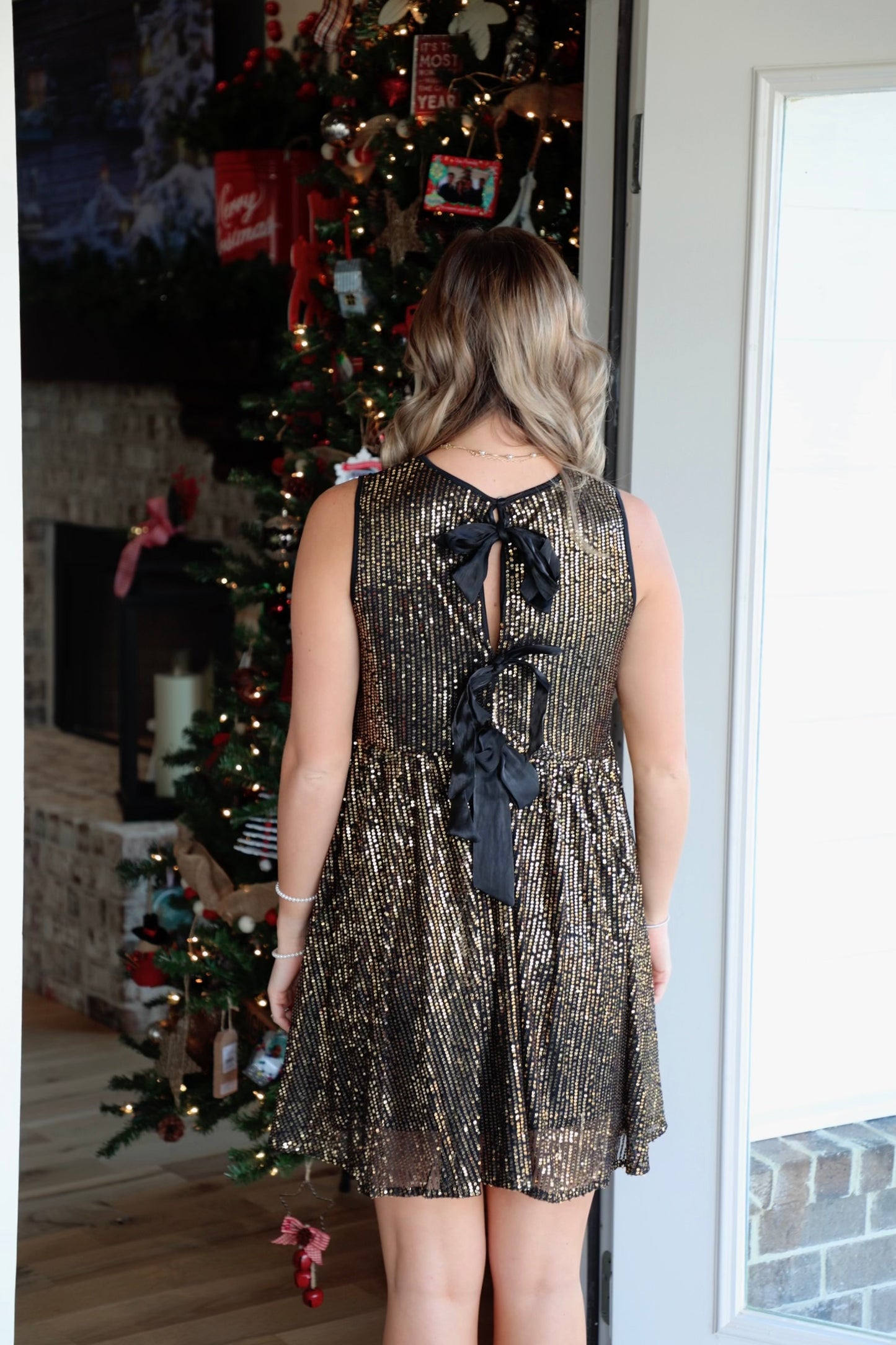 Sleeveless Sequin Flounce Dress