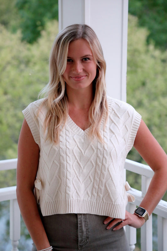 Sleeveless Cable Knit Bow Sweater